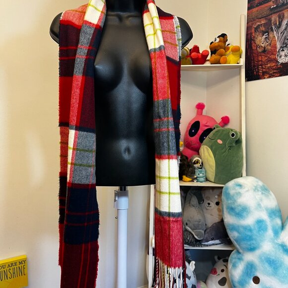 Bundle of 5 Knit and Cashmere Scarves Mixed Colors and Patterns One Size - Picture 4 of 11